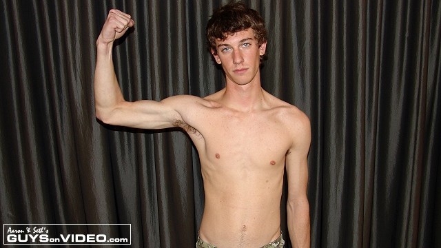 Taylor Hamilton Flexes His Muscles Taylor Hamilton Flexes His Muscles